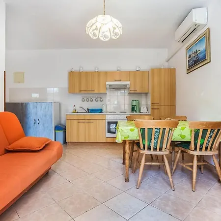 Apartment Jure